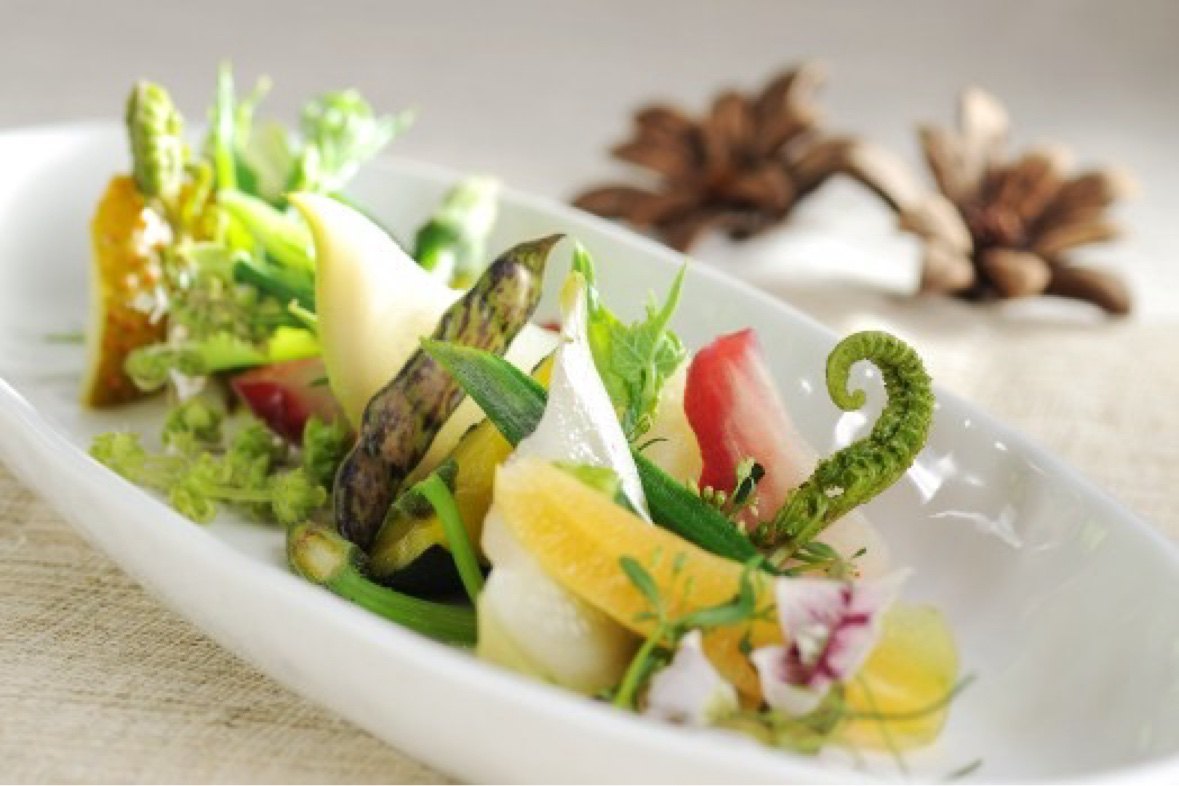 Spring vegetable composition with asparagus and citrus