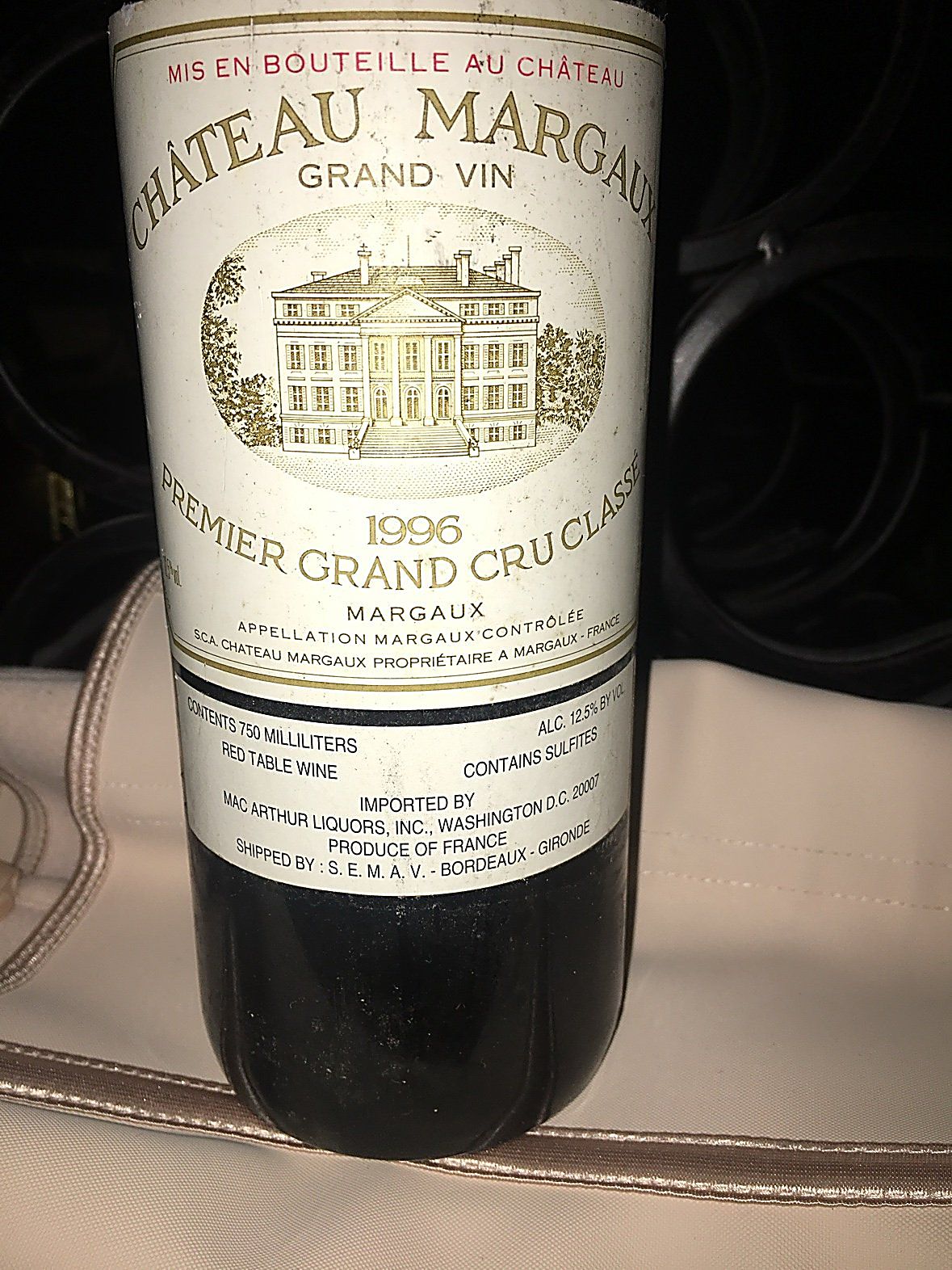 Chateau Margaux 1996 label close up